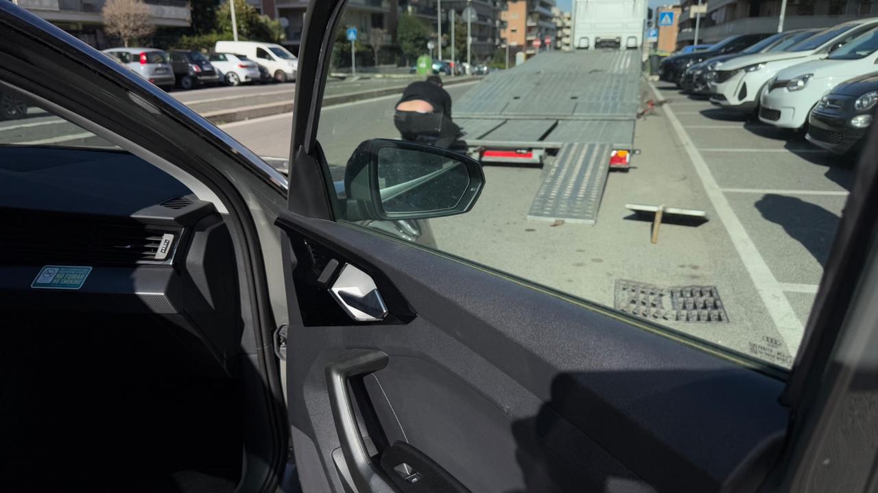 Audi A1 SPB 30 TFSI S tronic Identity Black led navi car play cockpit pdc cerchi 17 clima automatico