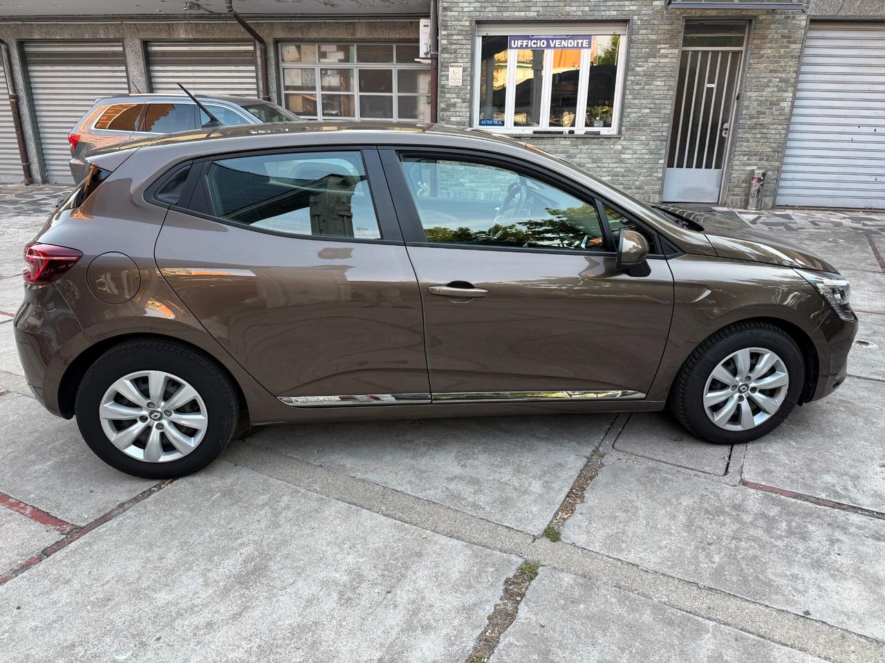 Renault Clio SCe 75 CV 5 porte Business OK NEOPATENTATI