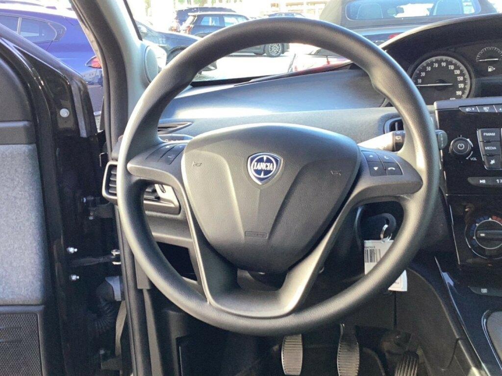 Lancia Ypsilon 5 Porte 1.2 Elefantino