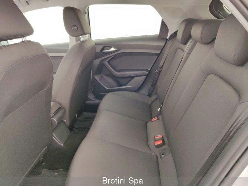 Audi A1 A1 citycarver 30 TFSI S tronic