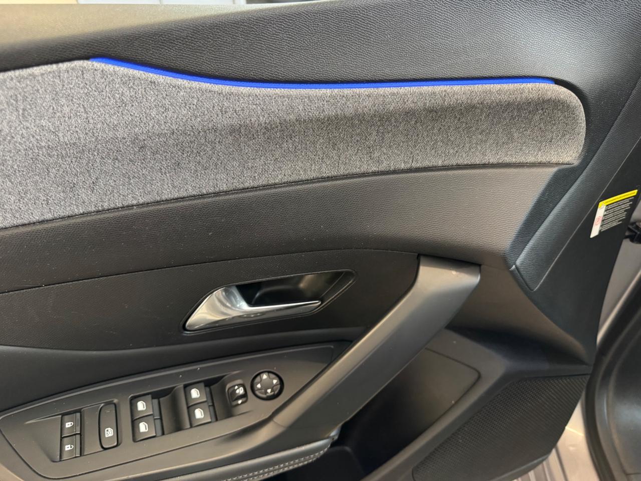 Peugeot 308 BlueHDi 130 S&S EAT8 SW Allure