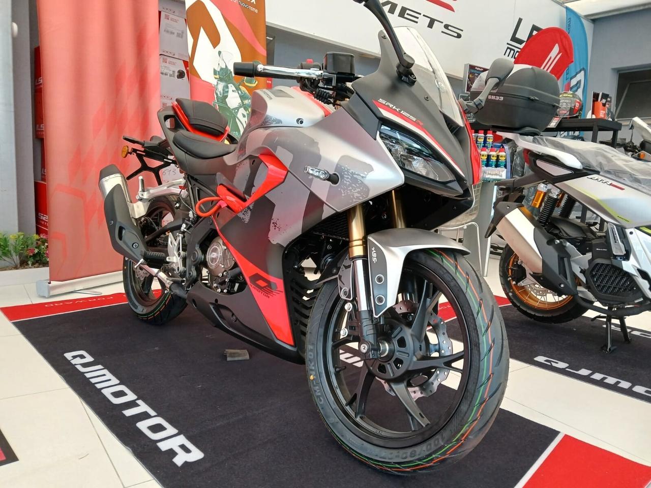 Qj Motor SRK 125 R-NUOVA- 4 ANNI DI GARANZIA