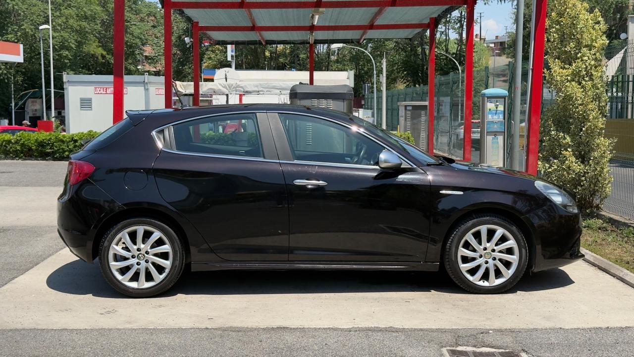 Alfa Romeo Giulietta 1.6 JTDm-2 105 CV Exclusive 2010