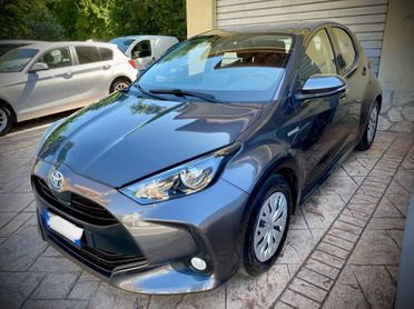 Toyota Yaris 1.5 Hybrid 5 porte Business