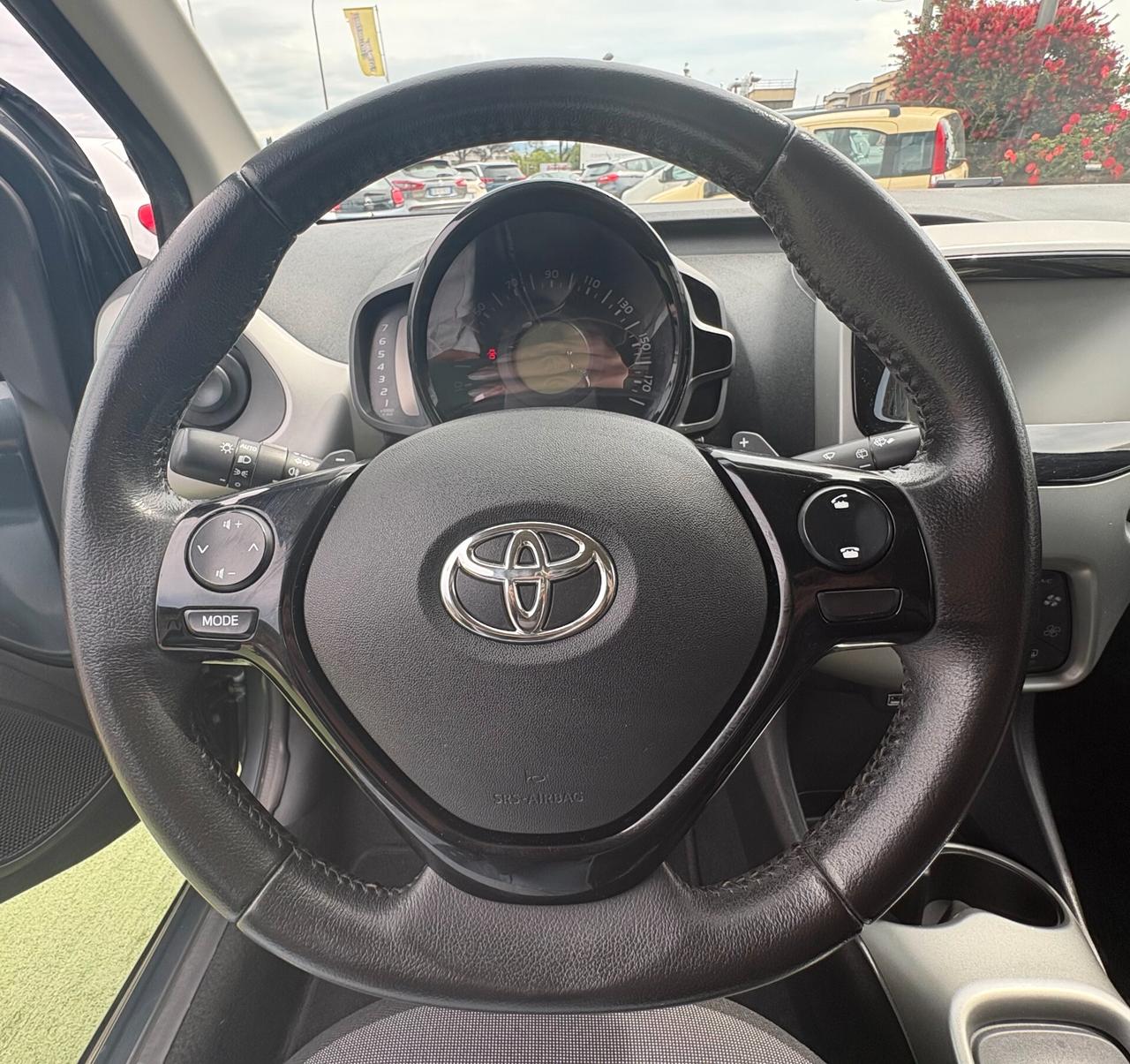 Toyota Aygo 1.0 VVT-i 69 CV 5 porte x-business