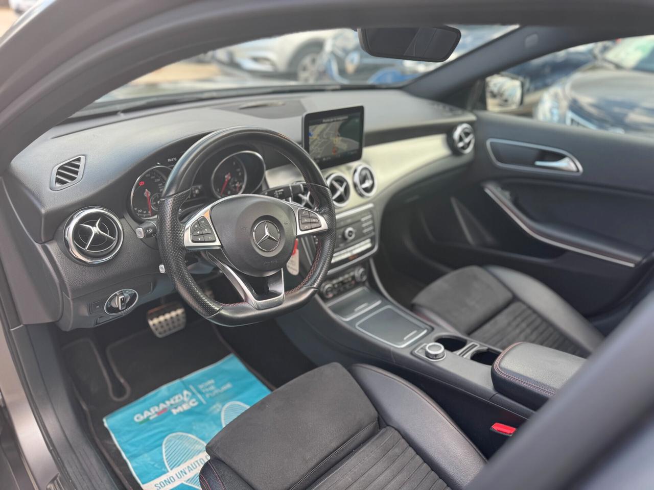 Mercedes-benz GLA 200 d Premium AMG GRIGIO OPACO
