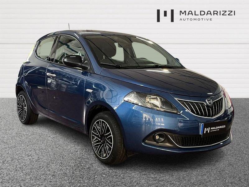 Lancia Ypsilon III 2021 1.0 firefly hybrid Gold s&s 70cv