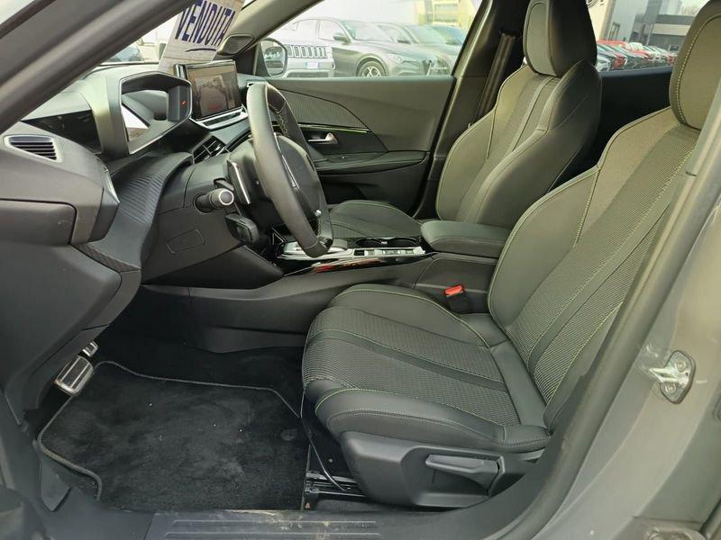 Peugeot 2008 2008 PureTech 130 S&S EAT8 GT