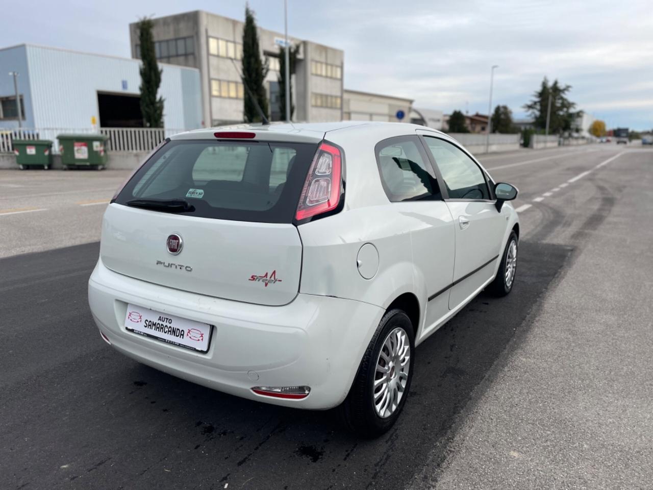 Fiat Nuova Punto 1.3 MTJ 85CV 3 Porte 2014 Ok per neopatentati