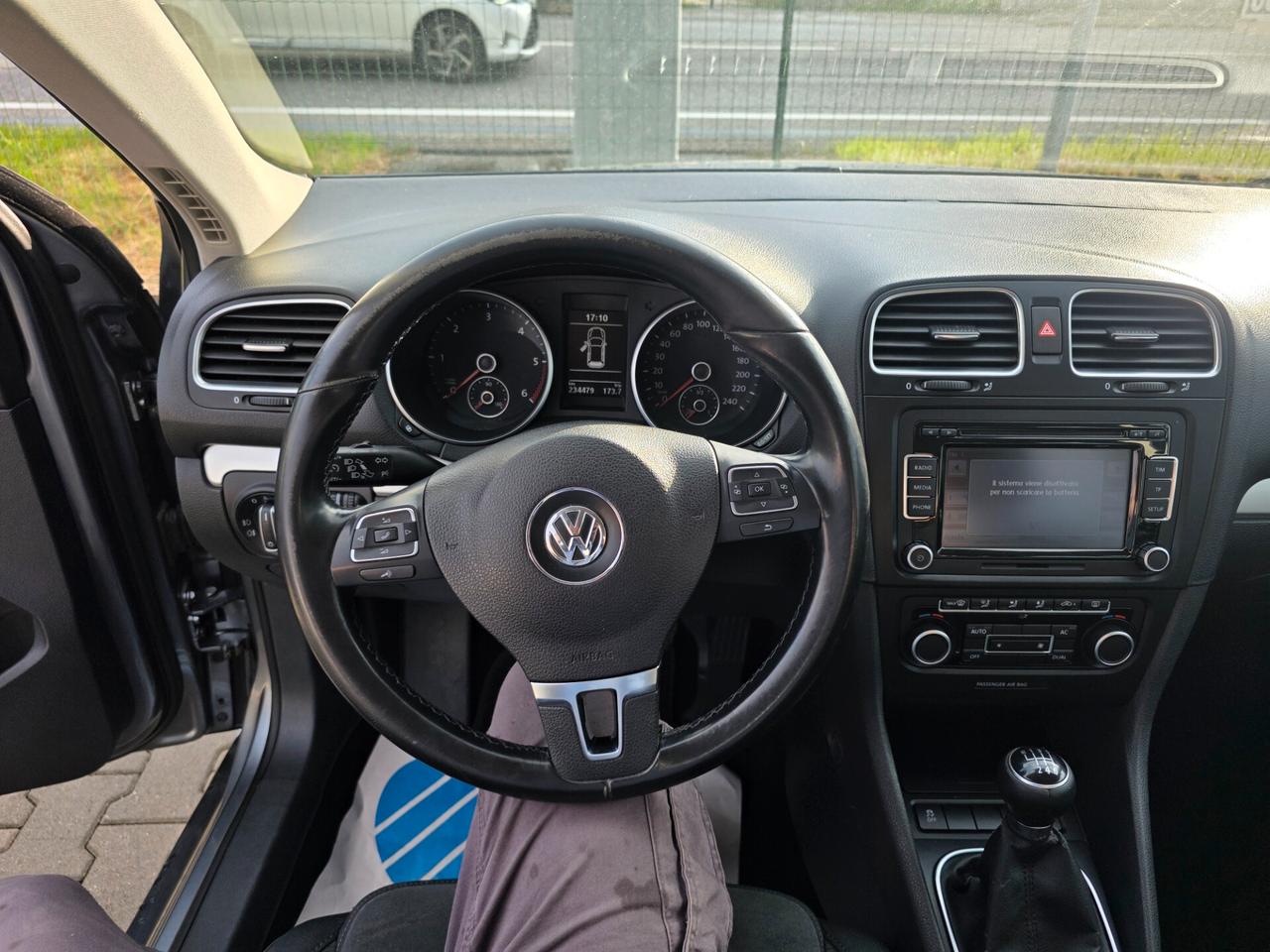 Volkswagen Golf Variant 2.0 TDI con gancio traino