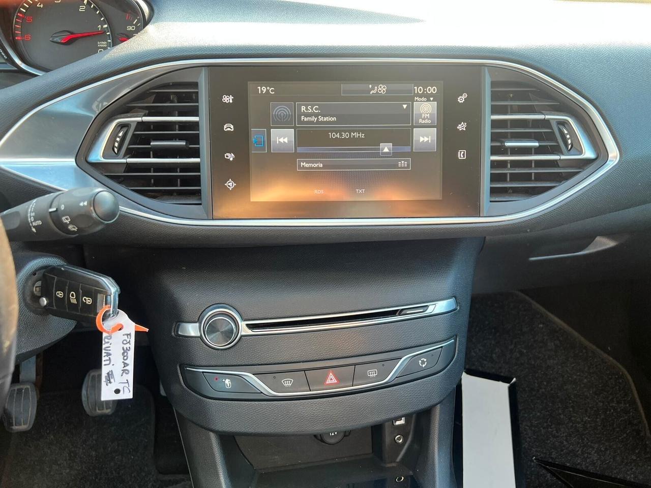 Peugeot 308 BlueHDi 1.6 diesel 120cv SW Allure perfetta anno 2017