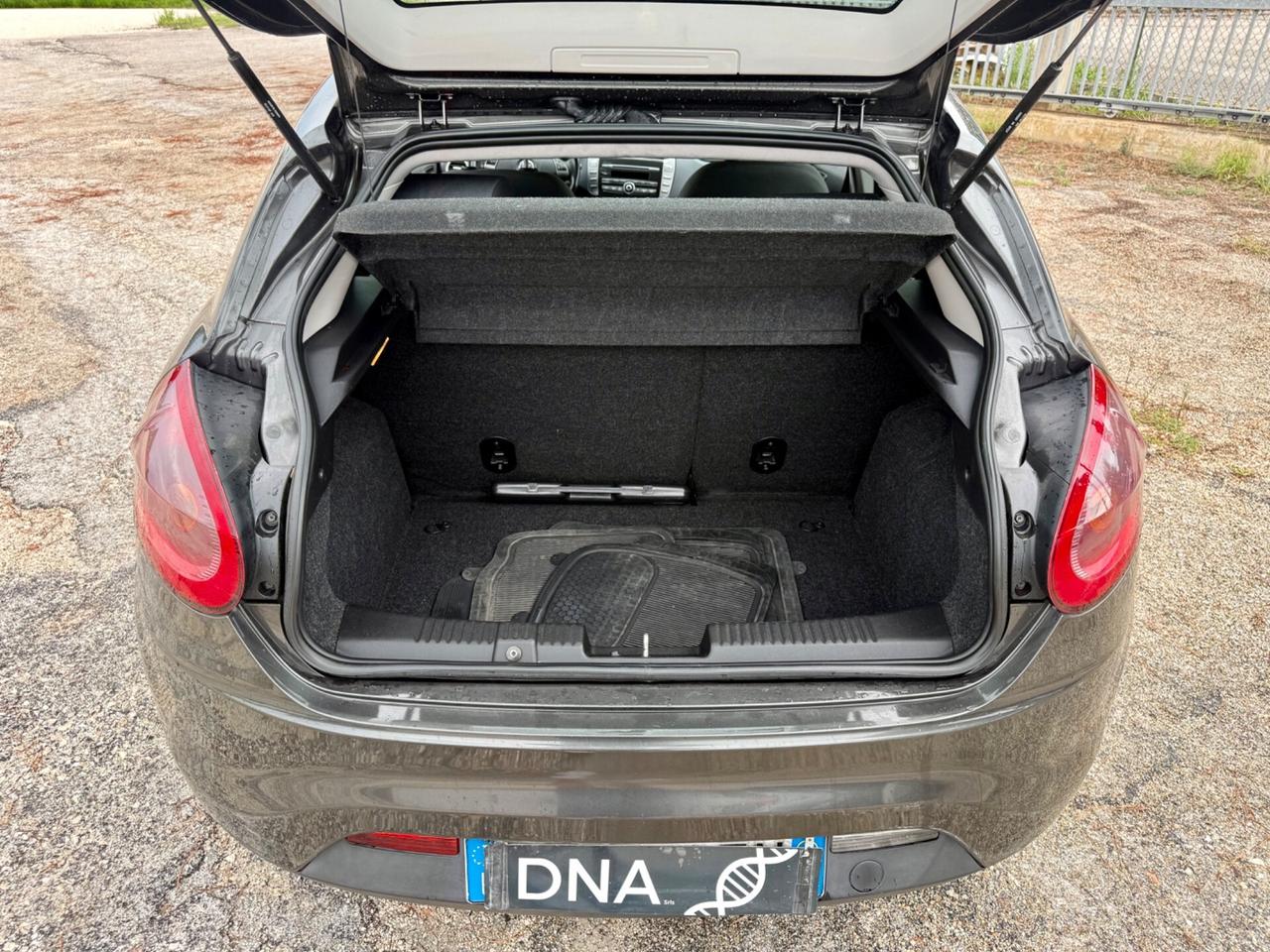 Fiat Bravo 1.4 Benzina Neopatentati unico proprietario