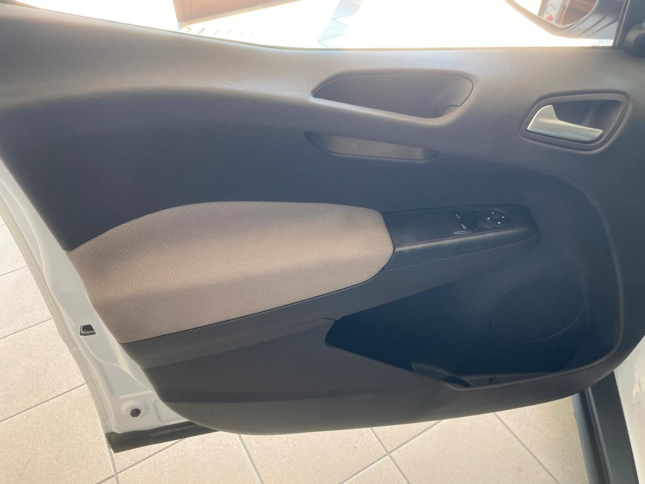 Ford Tourneo Courier 1.0 EcoBoost 100 CV Plus