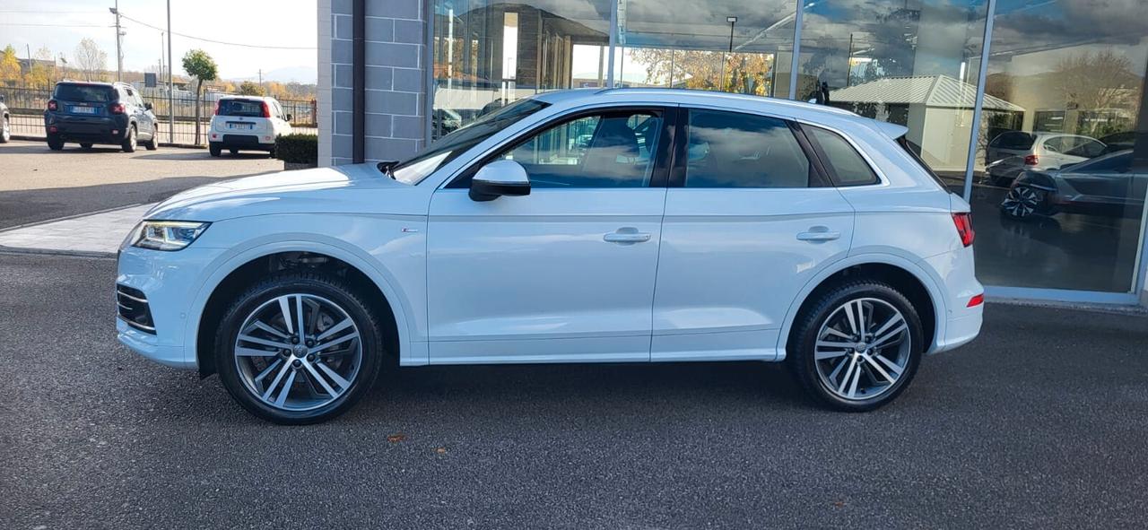 Audi Q5 40 TDI quattro S tronic line