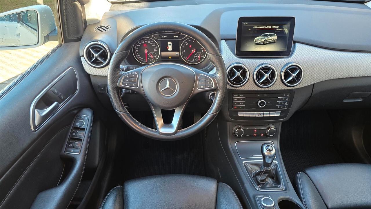 Mercedes-benz B 180 d Premium
