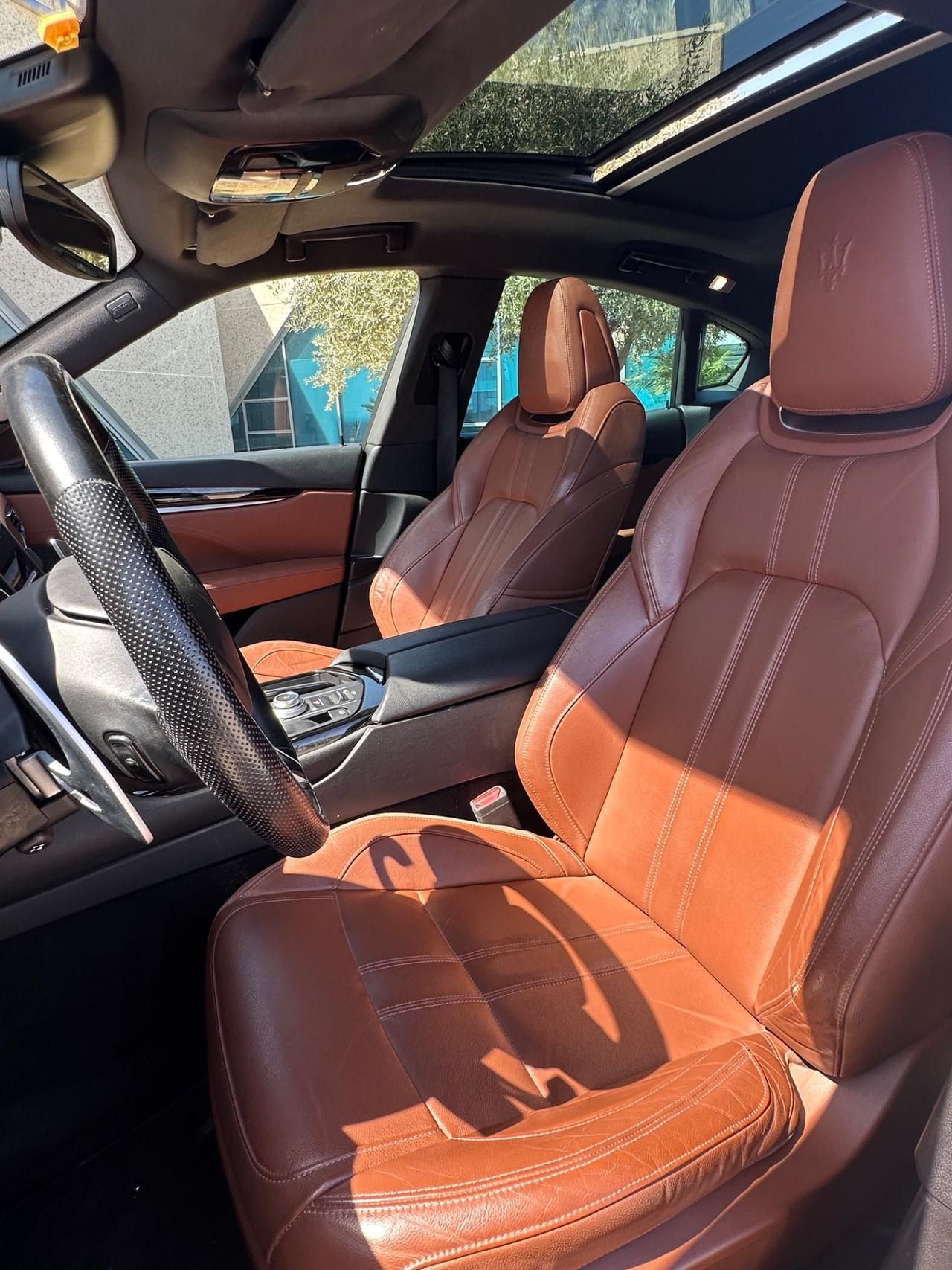Maserati Levante GT Anticipo €13.000 pagamento personalizzato