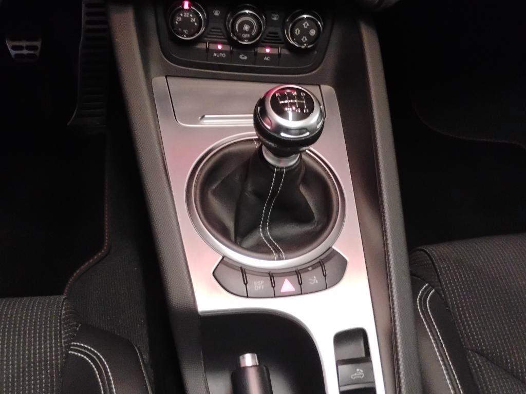 Audi TT Roadster 2.0 tfsi S-LINE...CERCHI 18..XENON..SERVICE AUDI