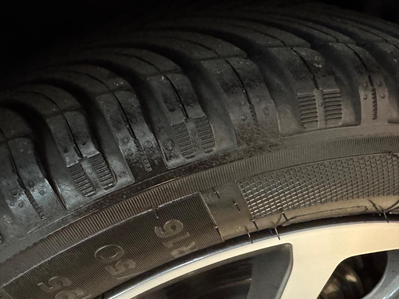 Toyota Yaris 1.5 Hybrid 5P Style-Tetto-Unipro-Garantita24mesiToyota-Permute