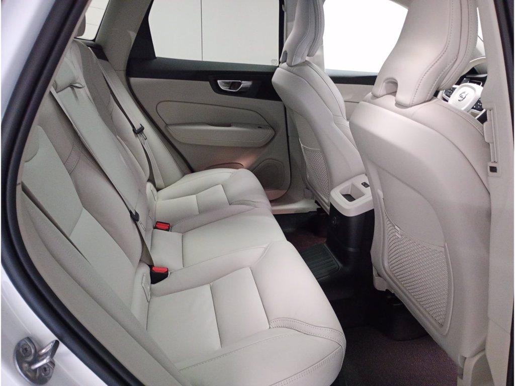 VOLVO XC60 2.0 t6 recharge phev obc 6,4kW Ultimate Dark awd auto del 2024