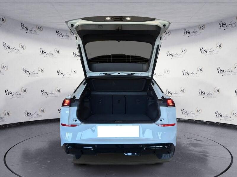 Volkswagen T-Roc 1.5 eTSI 110kW ACT R-Line DSG LED NAVI CAMERA 2026