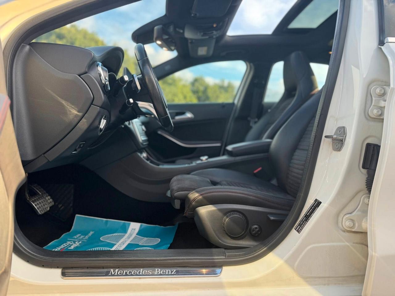 MERCEDES GLA 220d PREMIUM AMG (EXTRA FULL)