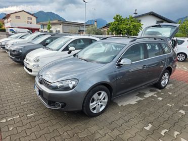 Volkswagen Golf Variant 2.0 TDI con gancio traino