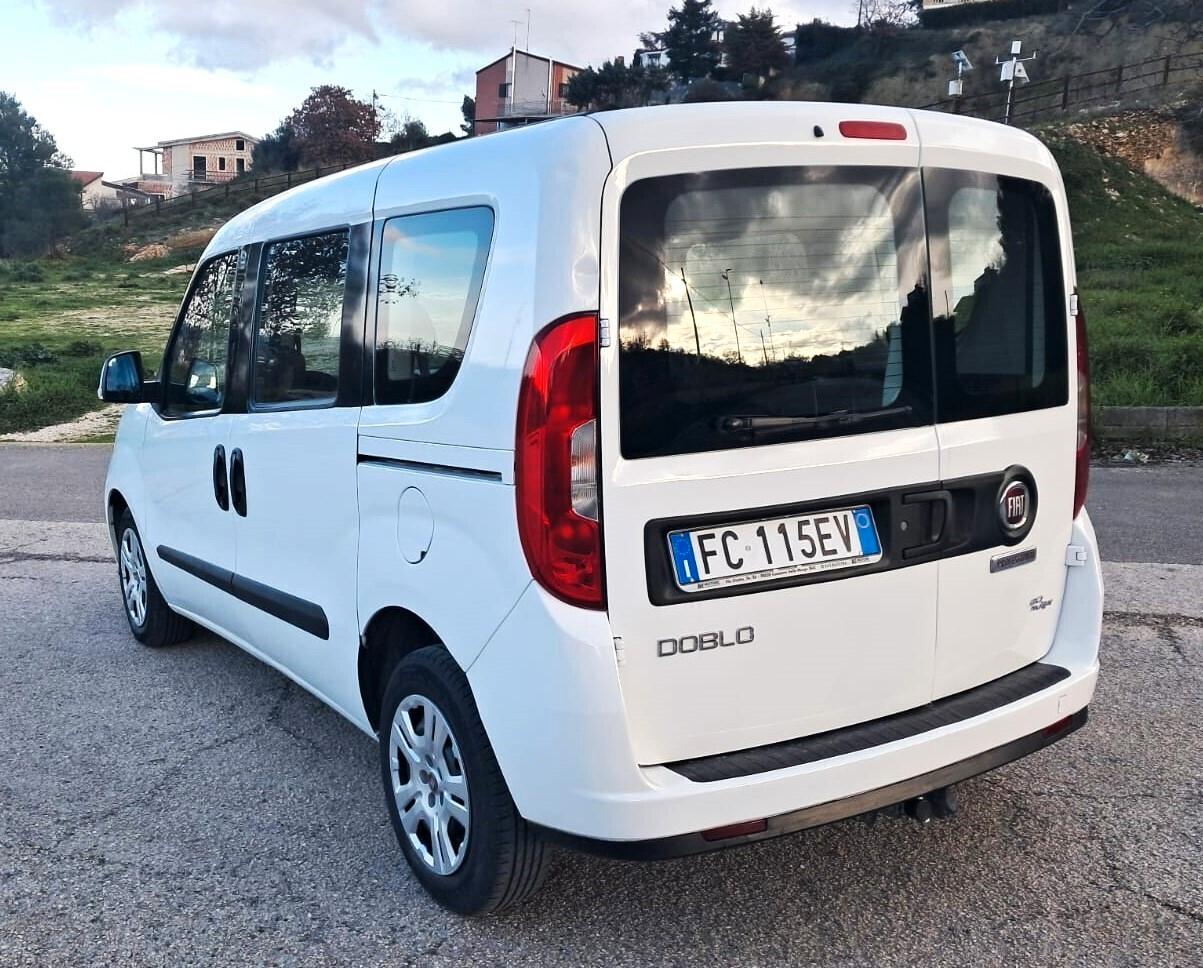 Fiat Doblò 1.3 MTJ Autocarro con gancio traino N1 5 posti
