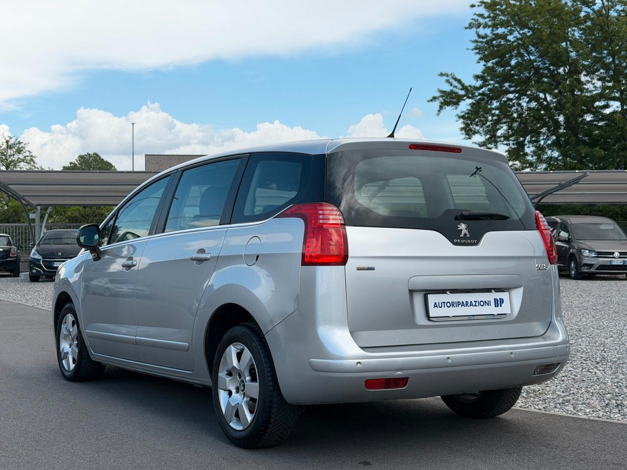 Peugeot 5008 Business 7 POSTI