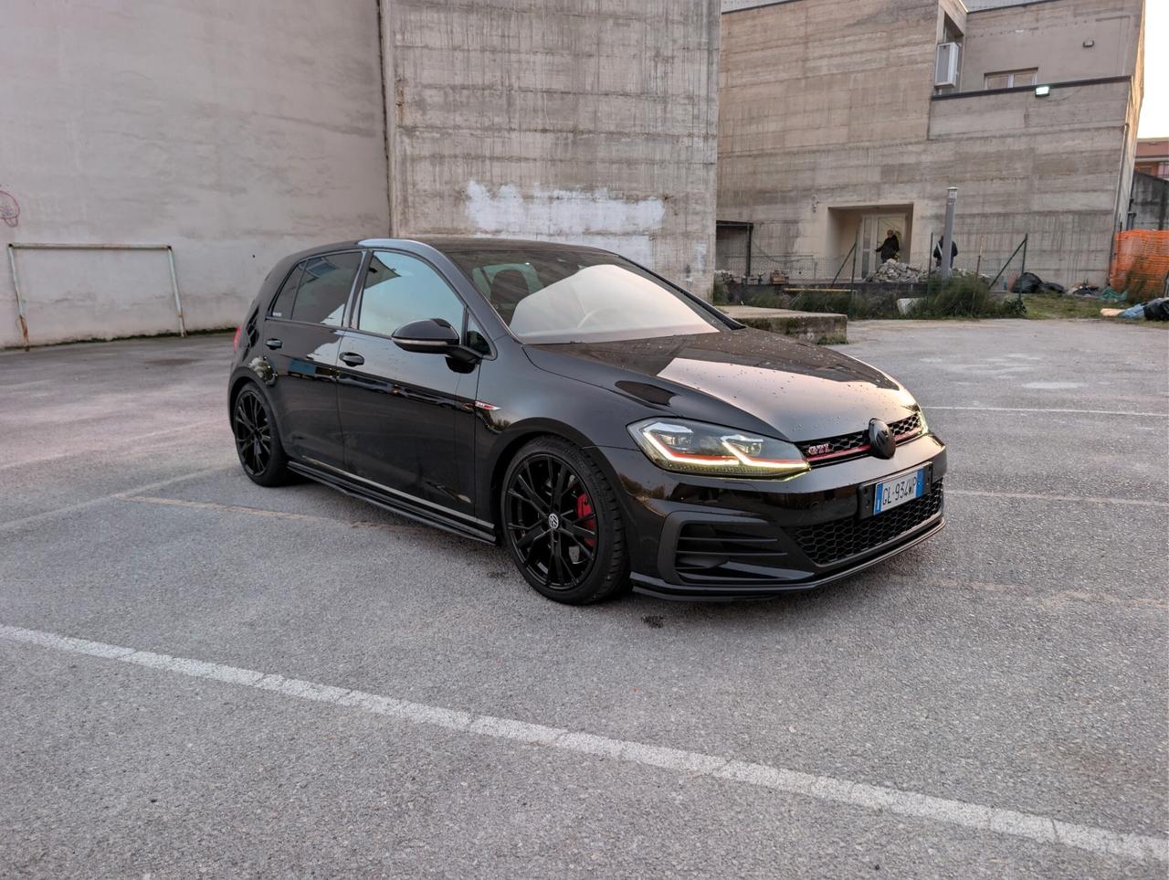 Volkswagen Golf GTI Performance 2.0 245 CV TSI DSG 5p. BMT