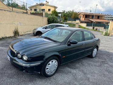 Jaguar X-Type 2 litri V6 24V cat Classic