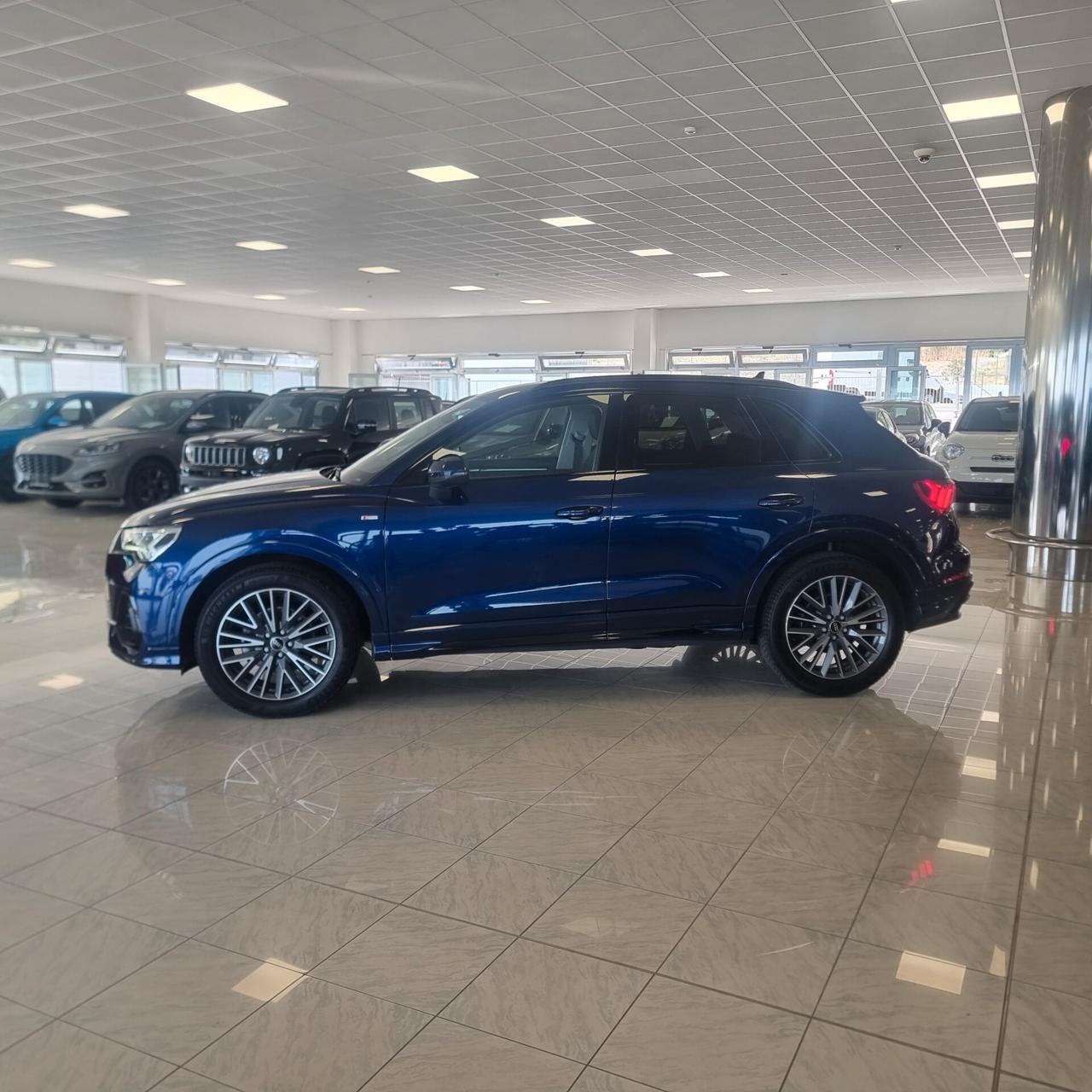 AUDI Q3 S-Line 2.0 TDI 35 150cv S-tronic Euro 6D