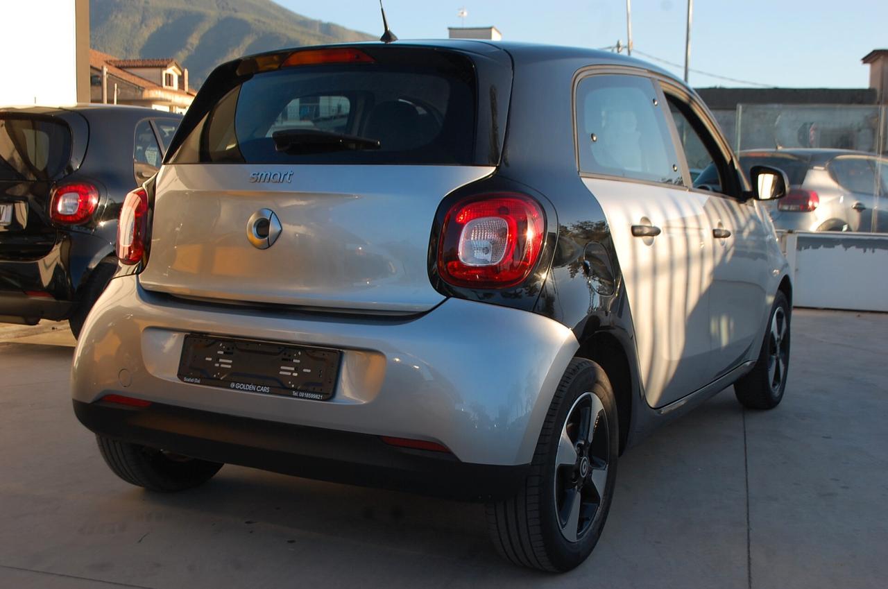 Smart ForFour 1.0 Urban 71CV Lega Clima USB