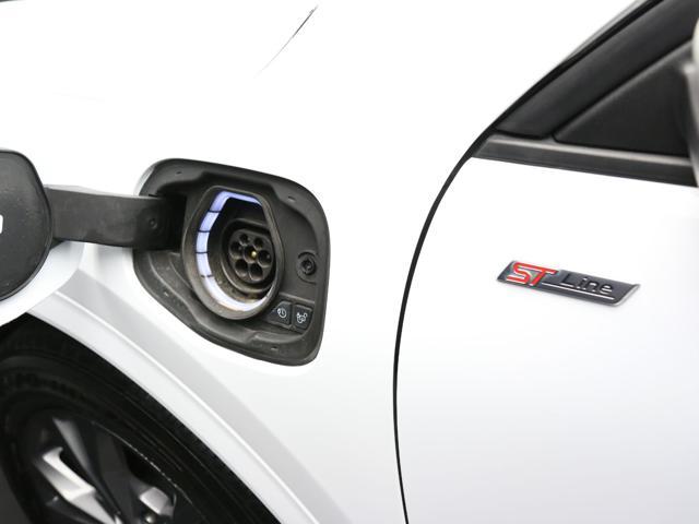 FORD Kuga 2.5 Plug In Hybrid 225 CV CVT 2WD ST-Line