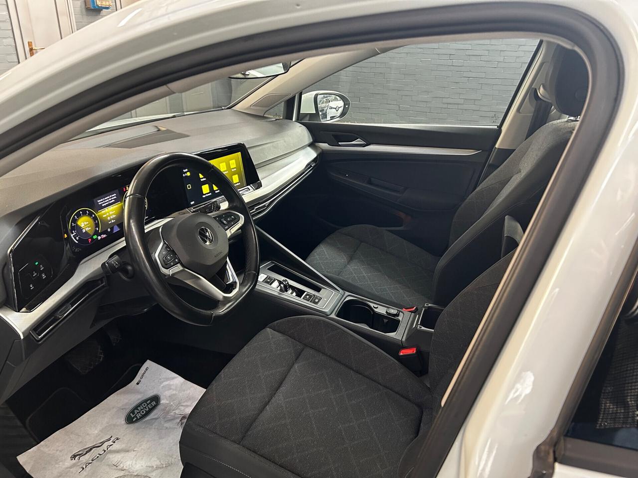 Volkswagen Golf 1.5 TGI DSG Life neopatentati