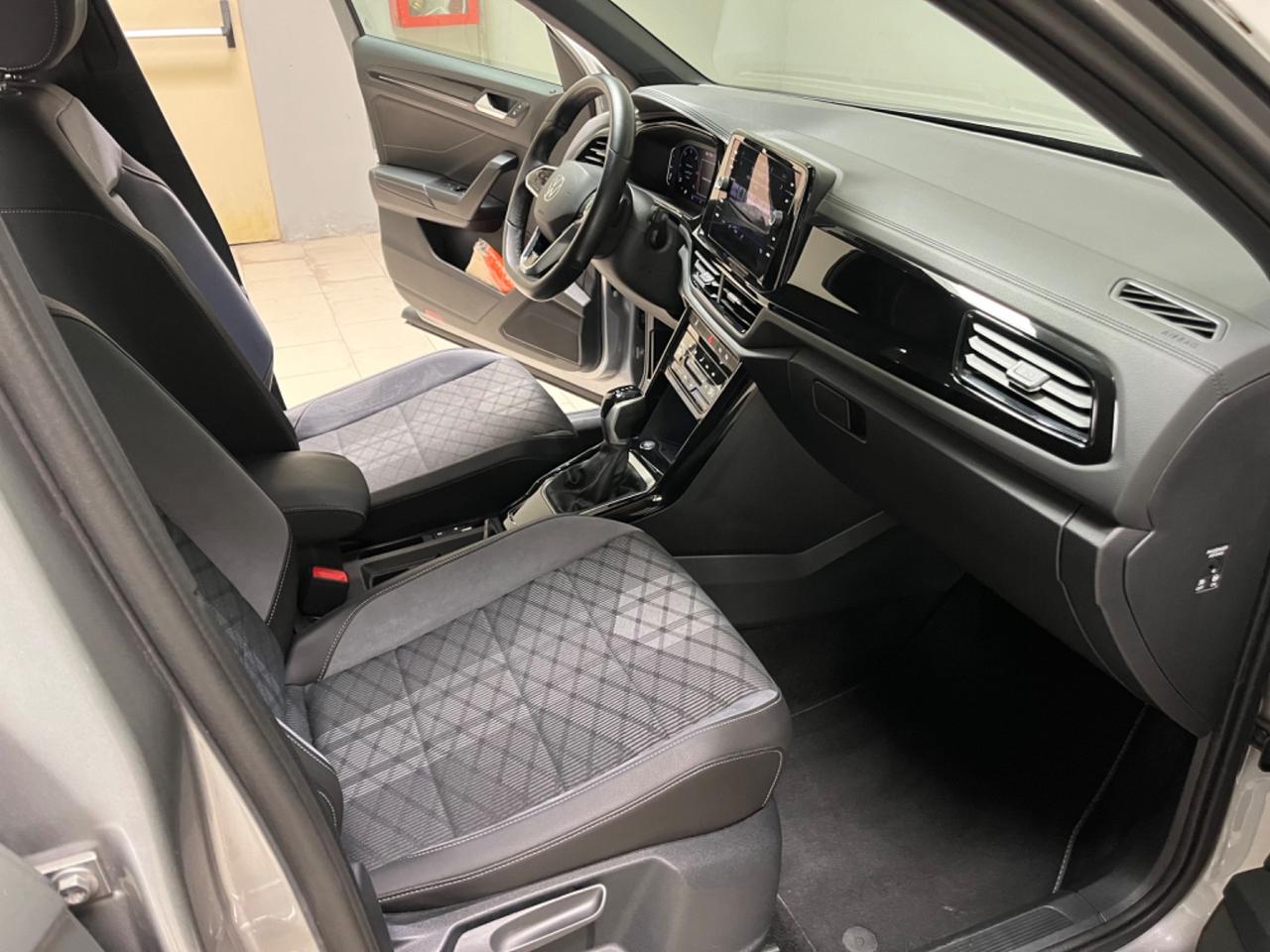 Volkswagen T-Roc 2.0 TDI SCR 150 CV DSG R-Line