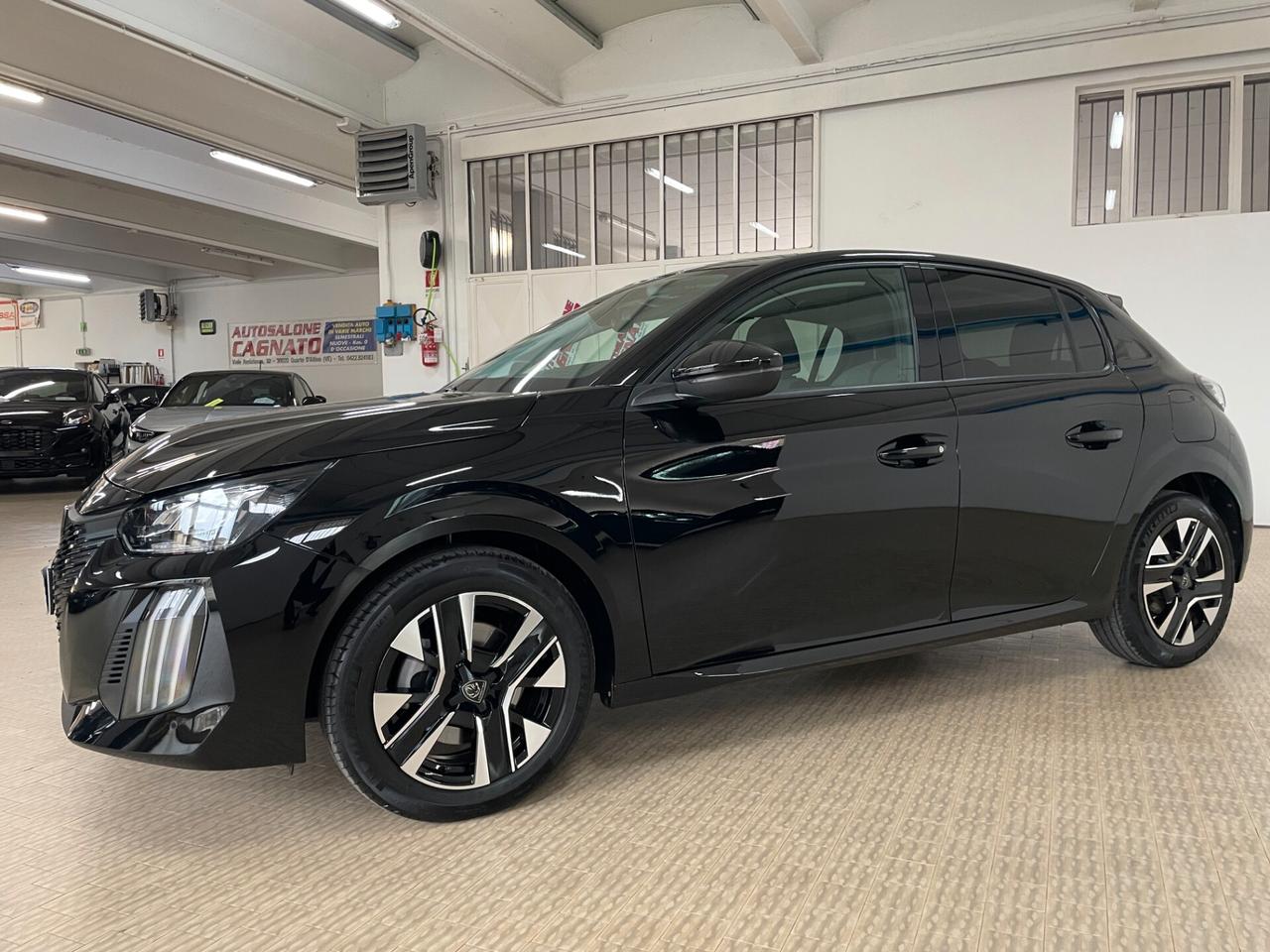 Peugeot 208 100cv 5 p. Allure 2025 Km13000 neopatentati