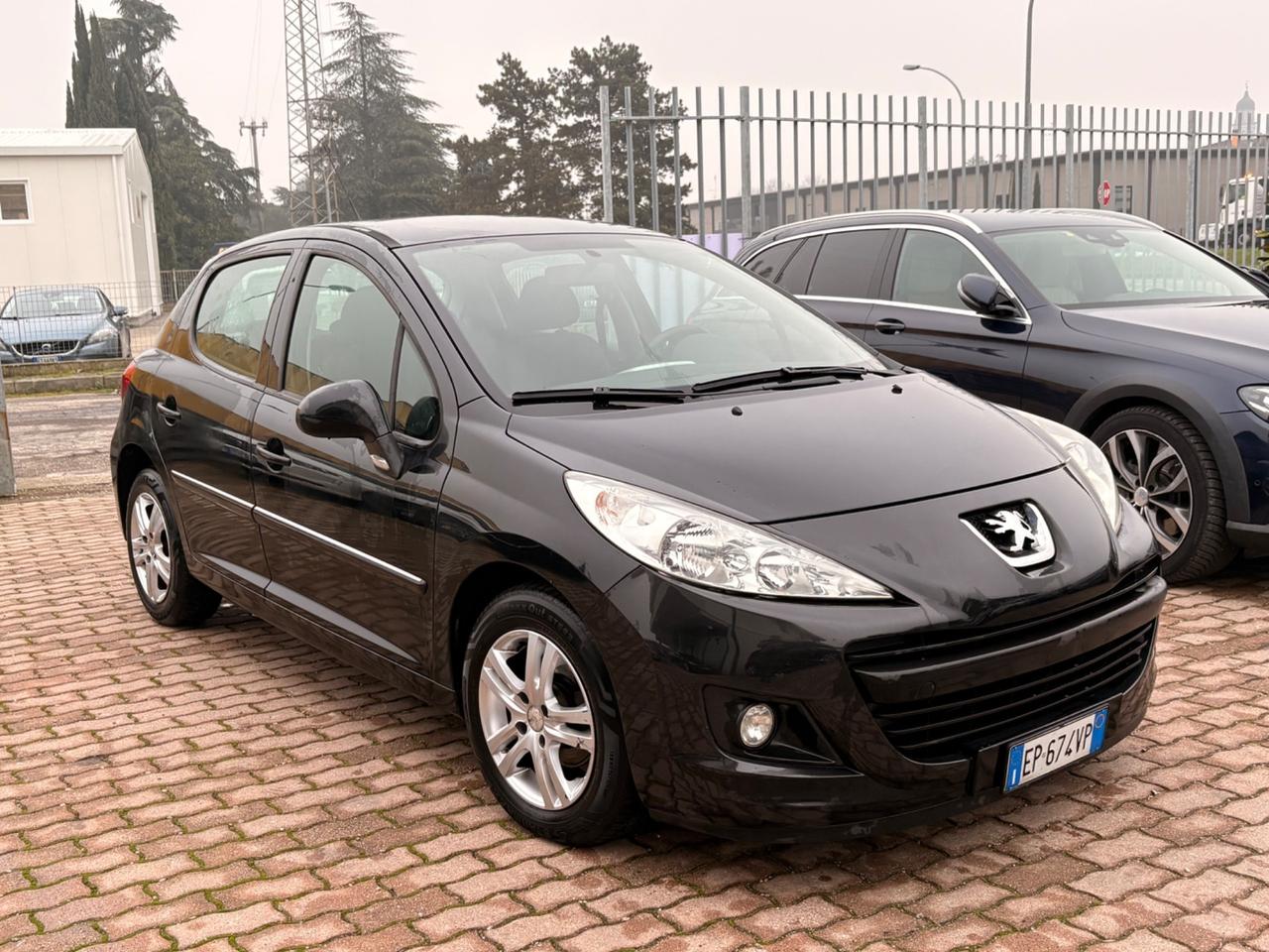 Peugeot 207 Plus 1.4 8V 75CV 5p. ECO GPL