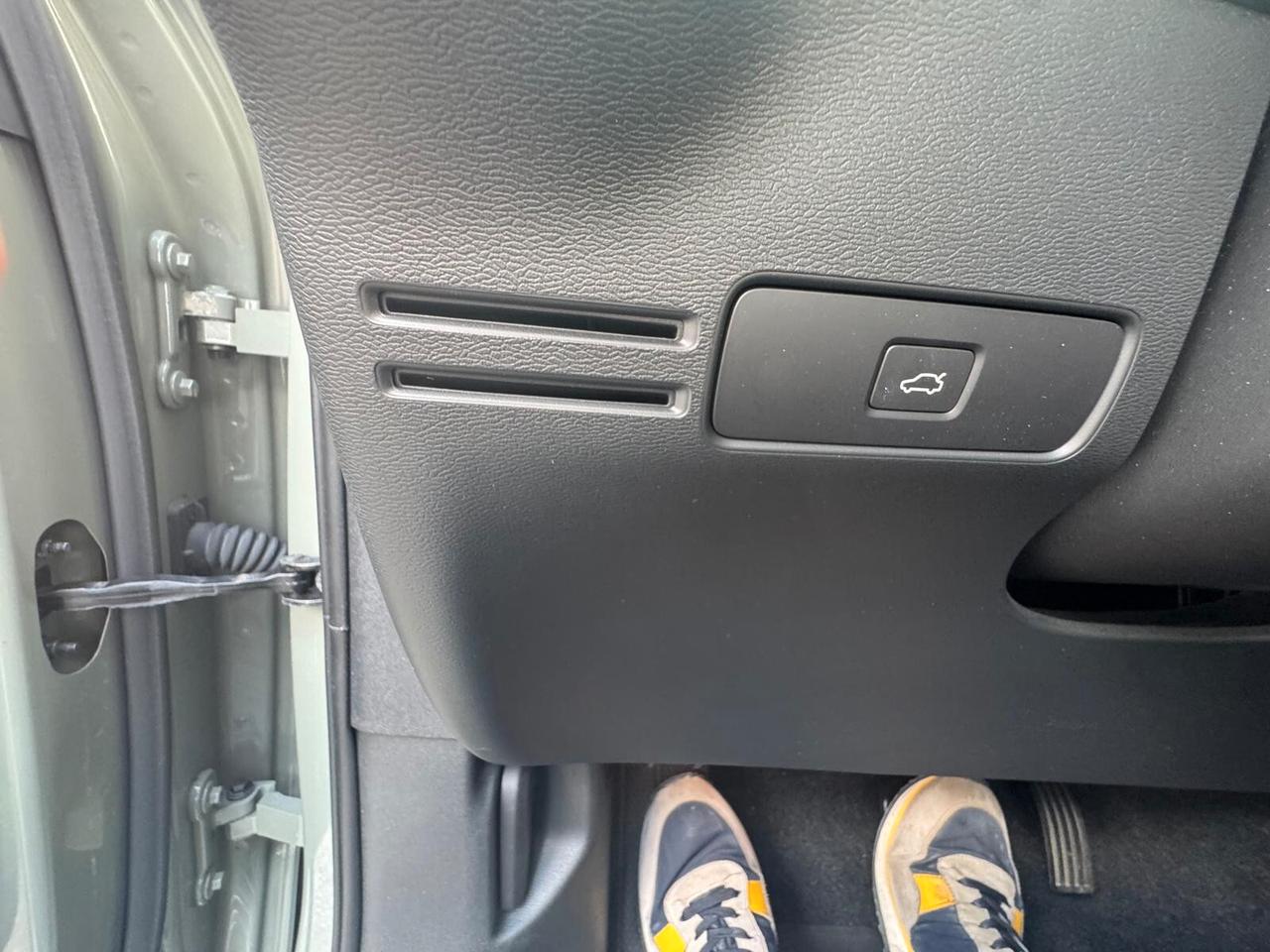 Volvo XC40 B3 automatico Core