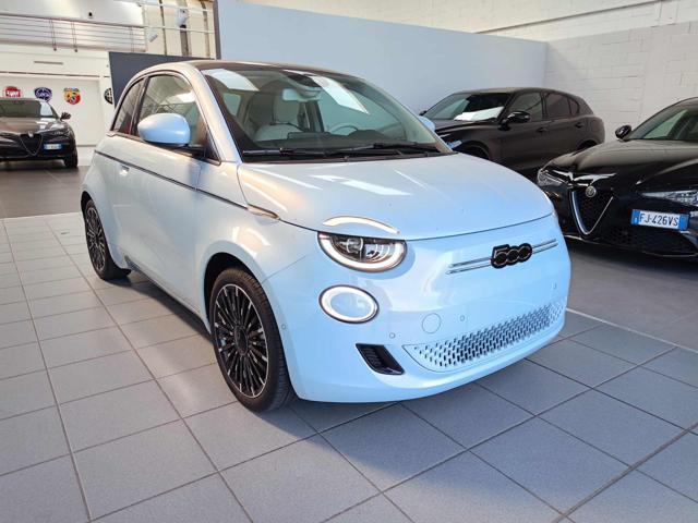 FIAT 500e Berlina 42 kWh La Prima by Bocelli