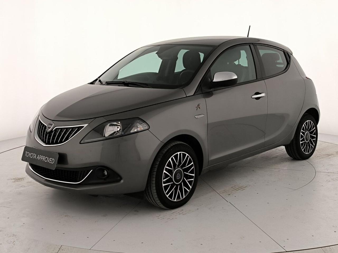 Lancia Ypsilon 1.0 firefly hybrid gold s&s 70cv
