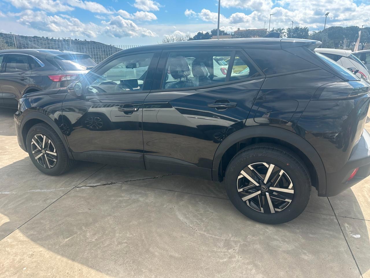 Peugeot 2008 100 CV Style Nav Pack (NUOVA)