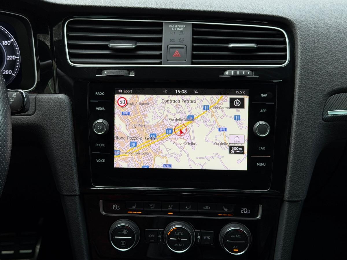 Volkswagen Golf 7.5 GTI TCR 2.0 TSI 290 CV