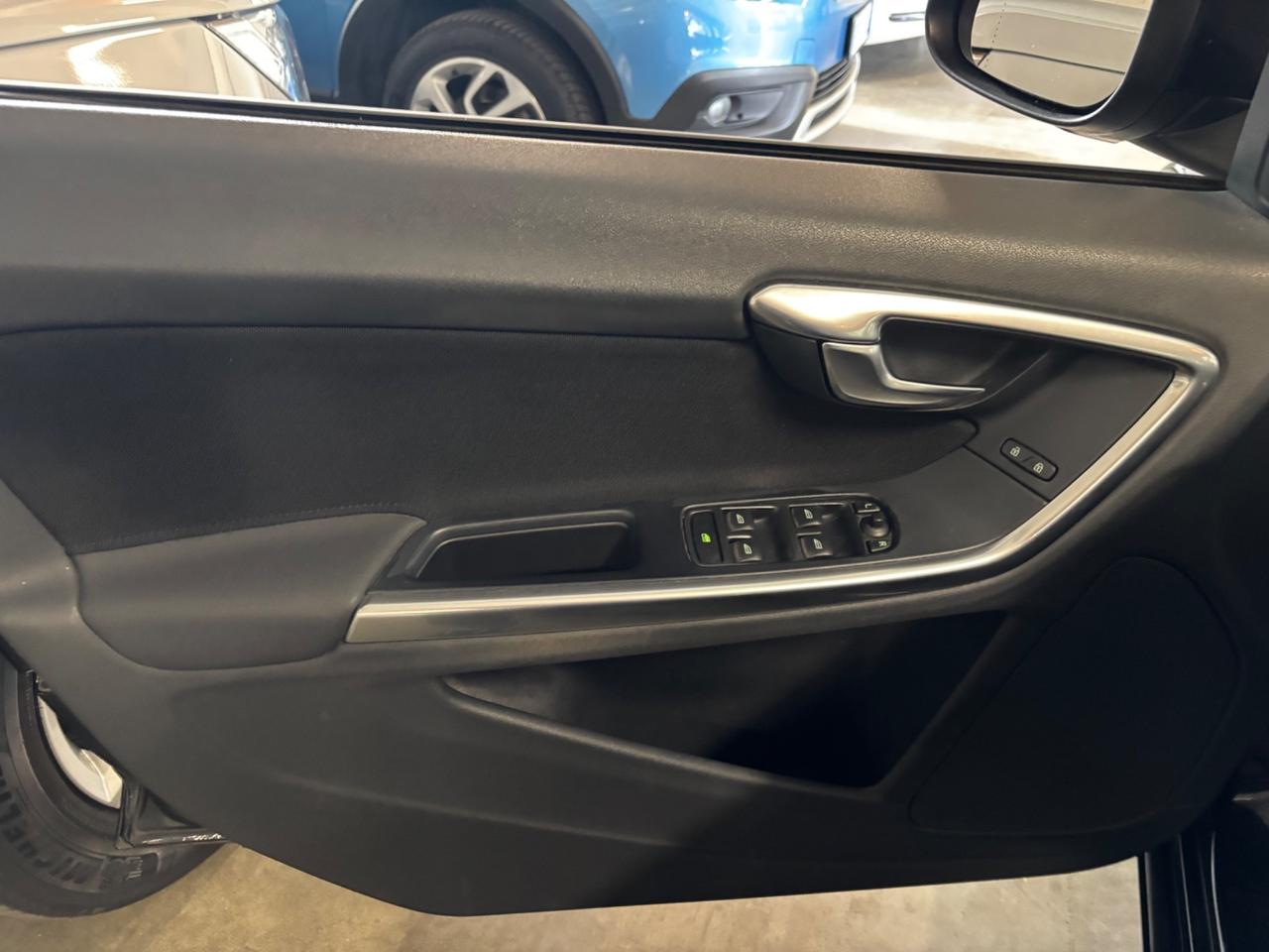 Volvo V60 2.0 D3 5 CILINDRI