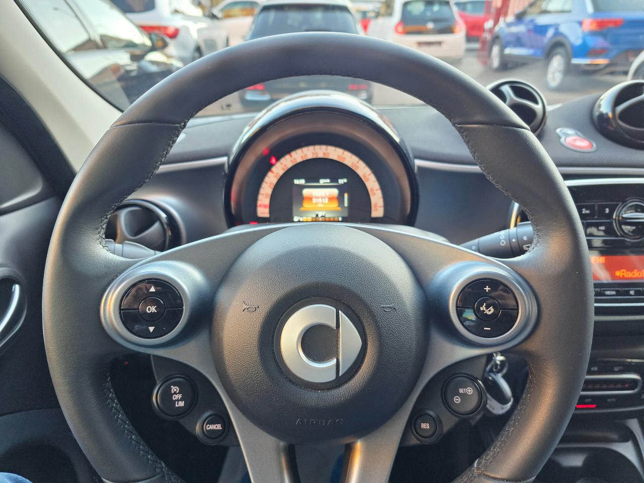 Smart ForFour 90 0.9 Turbo twinamic Passion TAGL UFF LED SENSORI