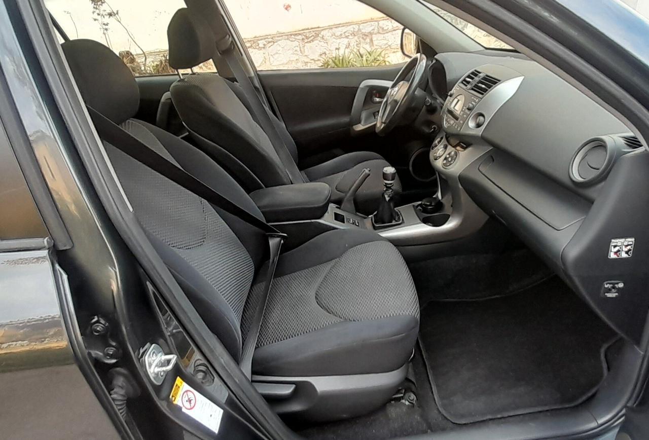 Toyota RAV 4 RAV4 2.2 D-4D 136 CV