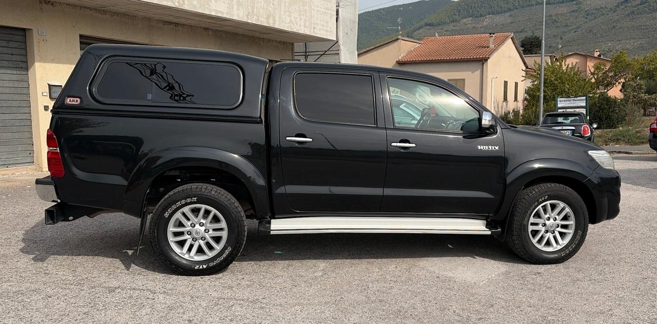 Toyota Hilux 3.0 D-4D aut.4WD 4p. DC Stylex