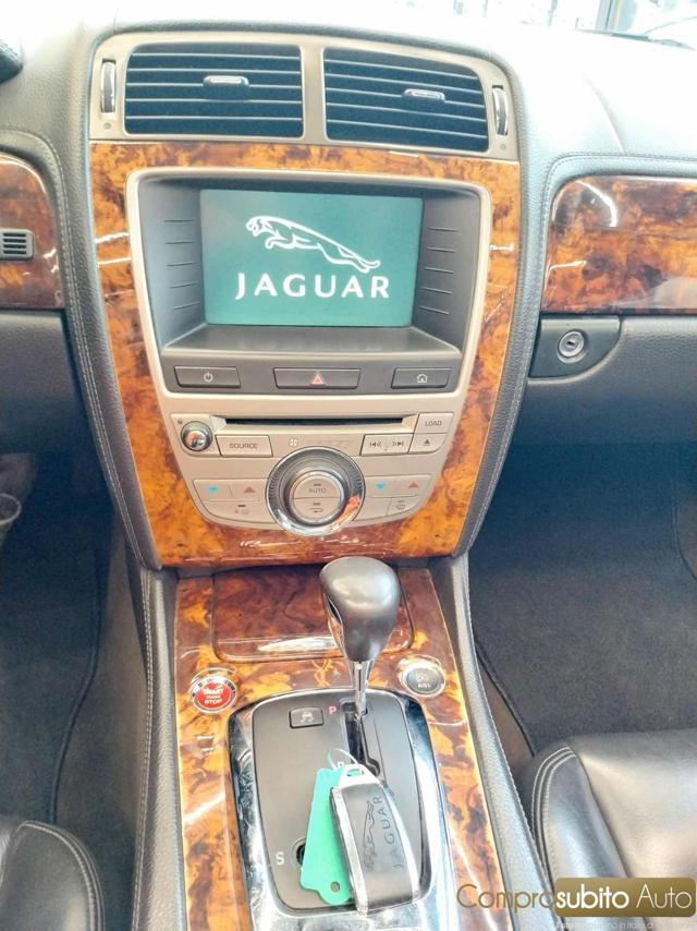 JAGUAR XK 4.2 V8 Convertibile