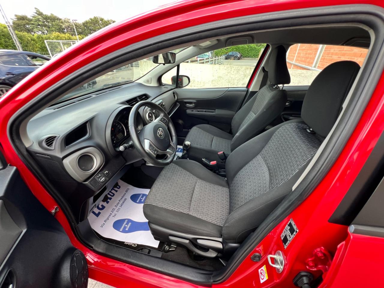Toyota Yaris 1.0 5 porte Lounge. NEOPATENTATO