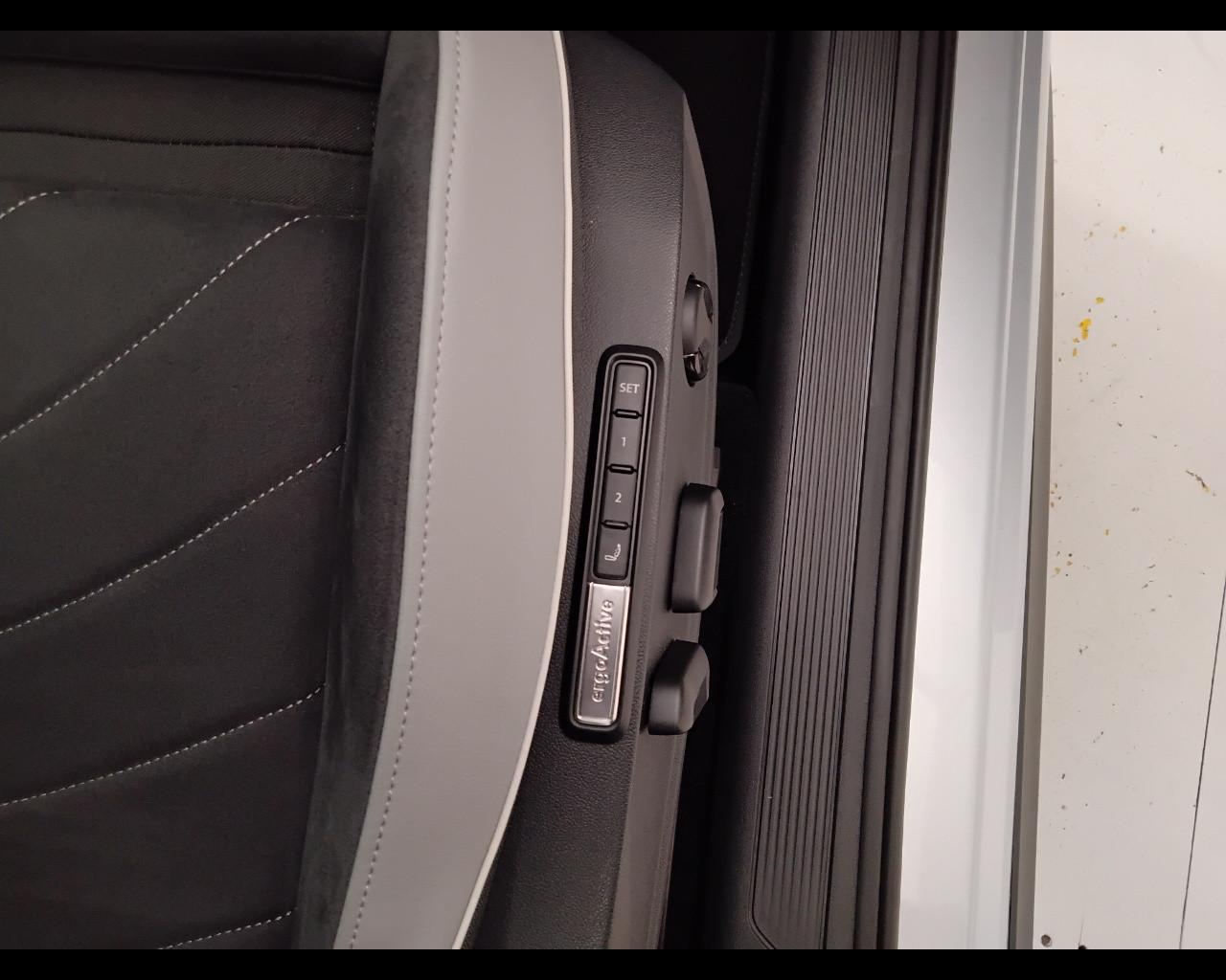 VOLKSWAGEN ID.3 2023 - ID.3 77 kWh Tour 204cv