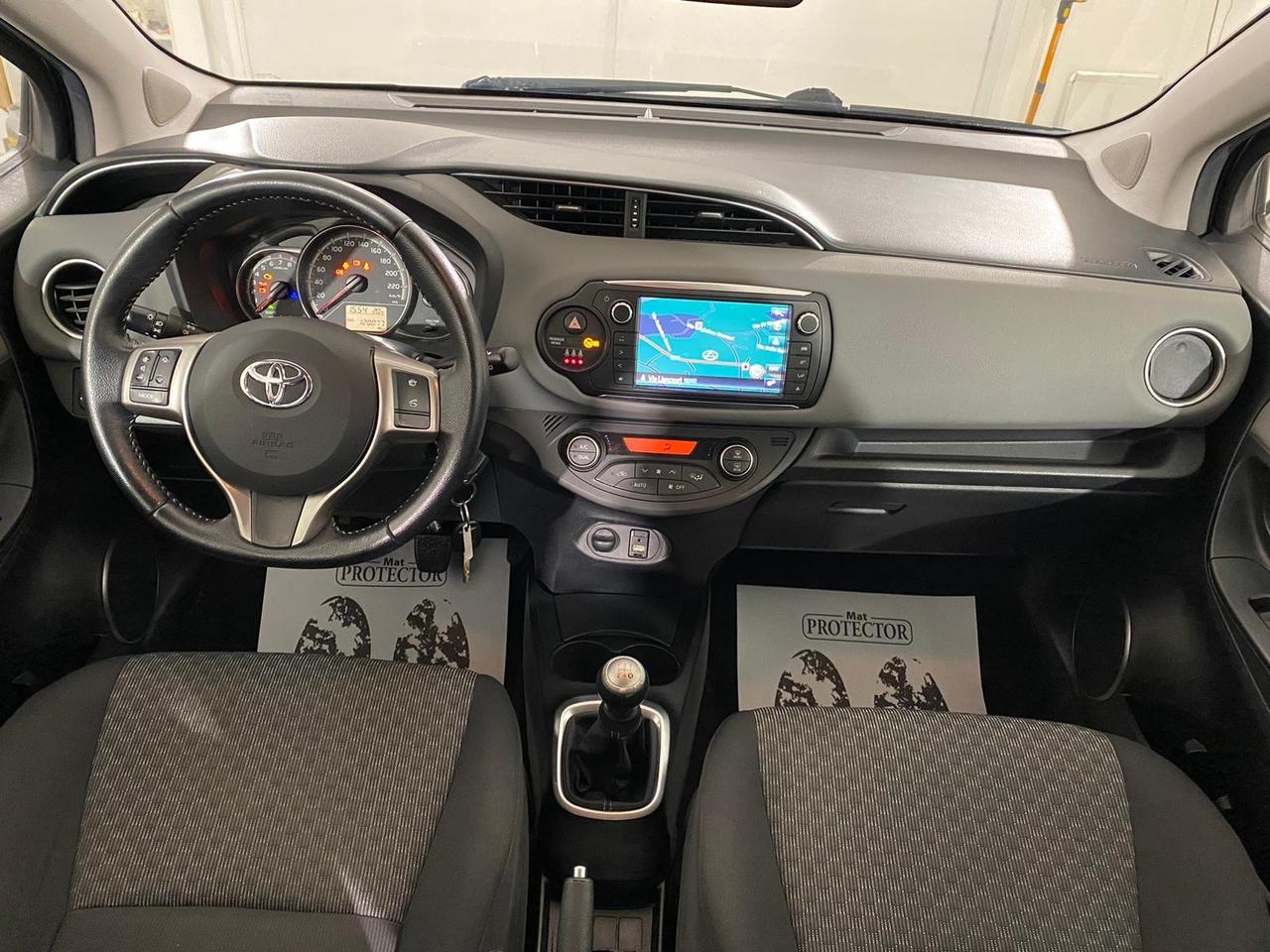 Toyota Yaris 1.0 5 porte Lounge* NEOPATENTATI *